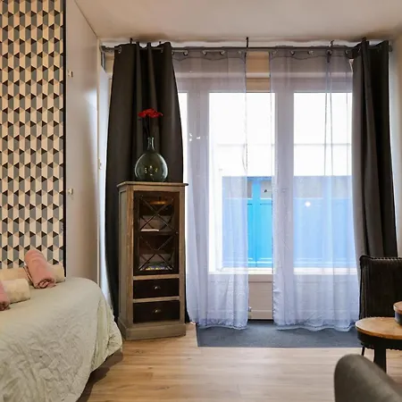 Cosy Idealement Situe - Proche - 2 Personnes