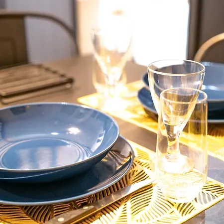 Διαμέρισμα Cosy Idealement Situe - Proche - 2 Personnes