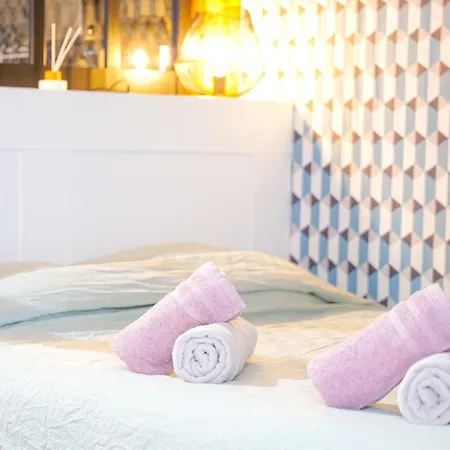 Cosy Idealement Situe - Proche - 2 Personnes *
